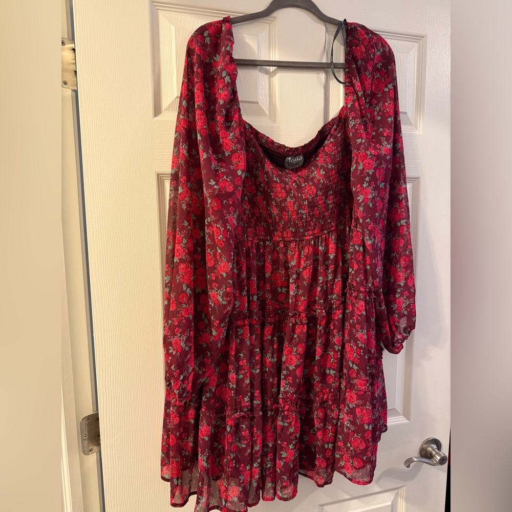ARULA Red Floral Tiered Midi Dress